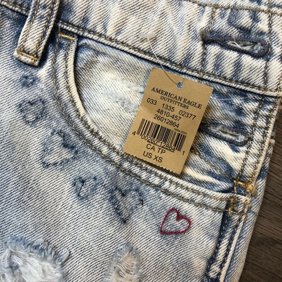 Light Denim Cutoff Overalls Shorts - Picture 3 of 4